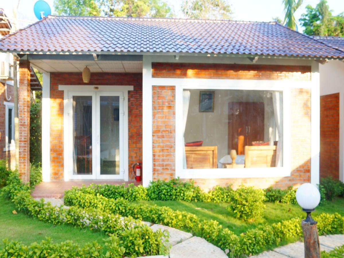 Her Bungalow Дуонг-Донг Экстерьер фото